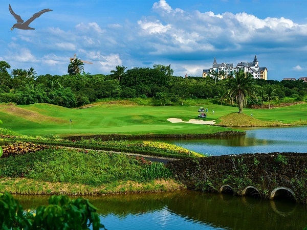 ກິລາ albatross ສະເຫນີ: ສະຫນາມກ Golf ອບ 10 ກ golf ອບສໍາລັບປີ 2024-2025